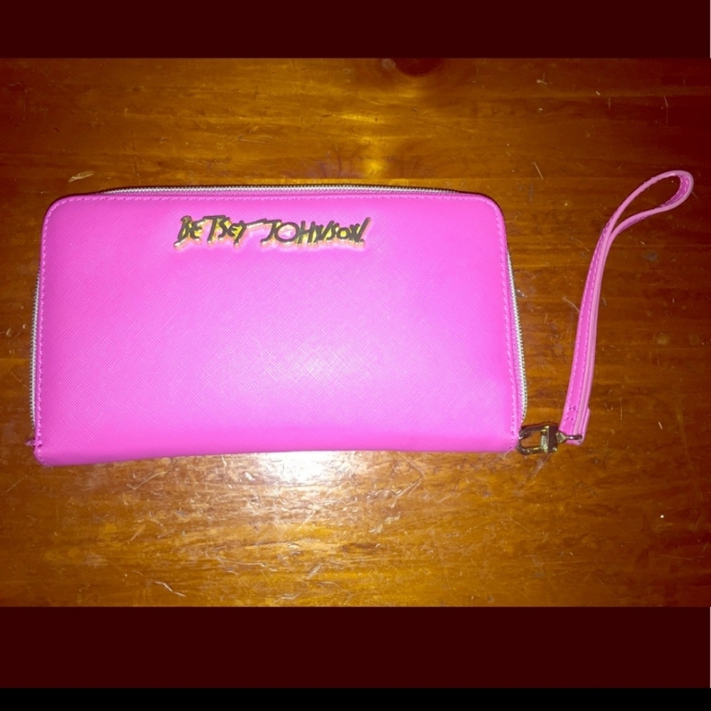 Betsey Johnson wallet/wristlet